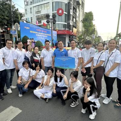 Đồng hành chăm lo người dân có hoàn cảnh khó khăn