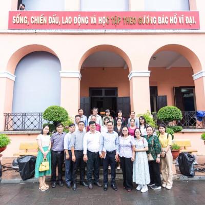 CHI BỘ TRUNG TÂM GDNN-GDTX QUẬN PHÚ NHUẬN VỀ NGUỒN